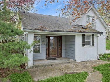 709 Regner Road, McHenry, IL 60051