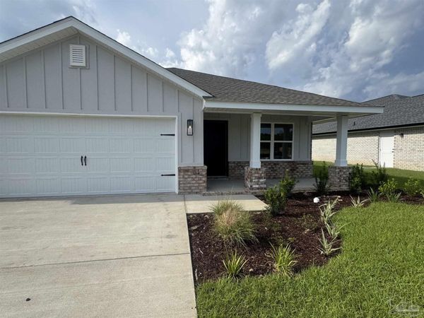 5286 Hidden Pines Cir, Milton, FL 32583