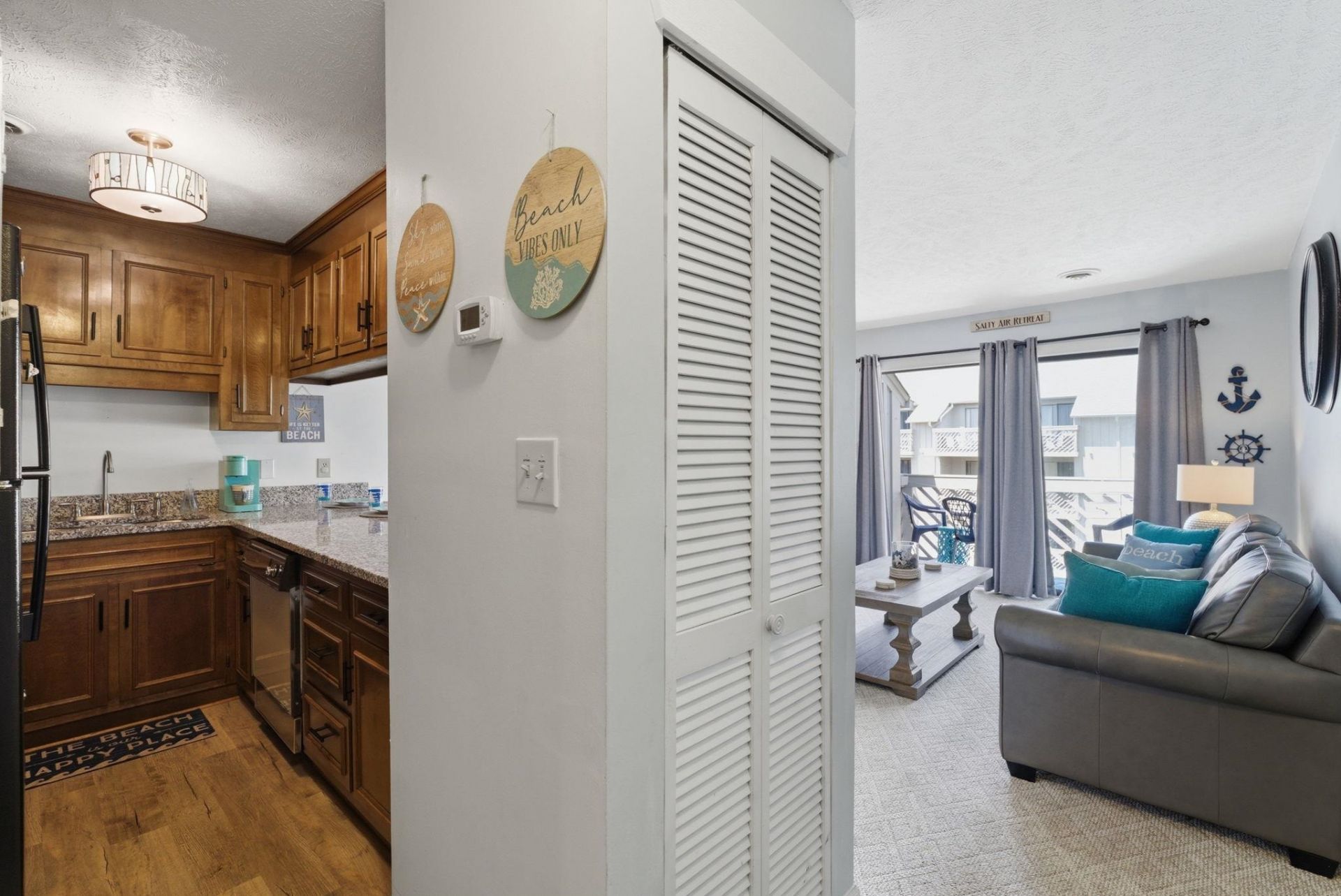 204 Maison Dr.  Photo 11