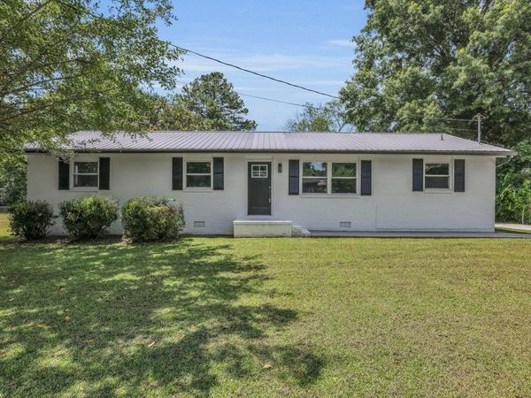 475 Hiawatha Circle, Chickamauga, GA 30707