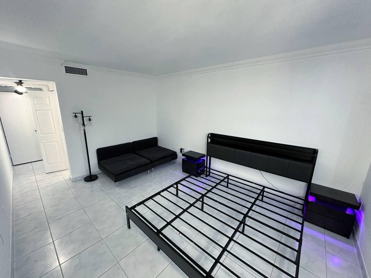 1985 S Ocean Drive, Unit 16b, Hallandale Beach, FL 33009 Photo