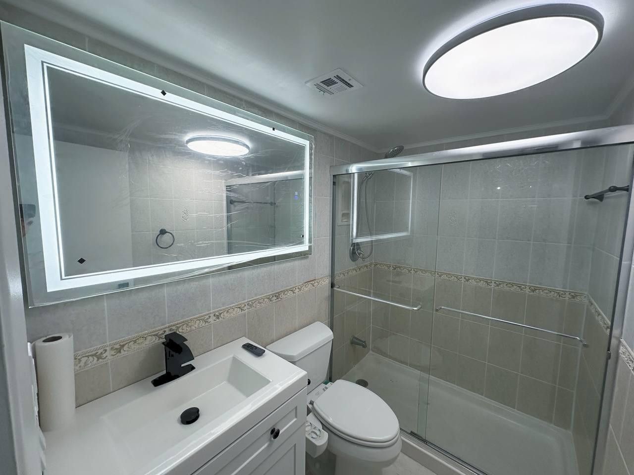 1985 S Ocean Drive, Unit 16b, Hallandale Beach, FL 33009 Photo