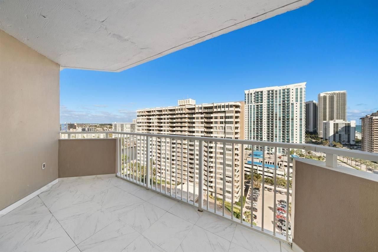 1985 S Ocean Drive, Unit 16b, Hallandale Beach, FL 33009 Photo