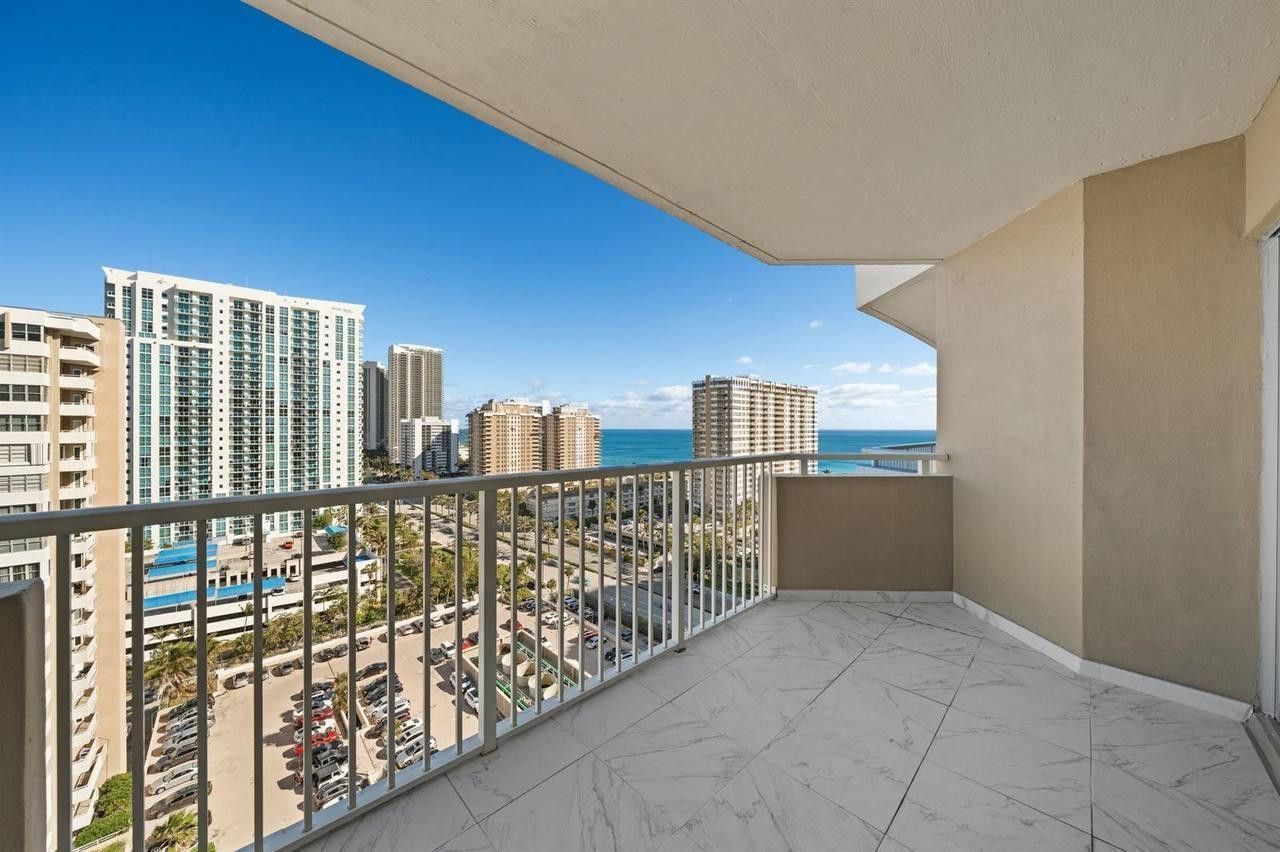 1985 S Ocean Drive, Unit 16b, Hallandale Beach, FL 33009 Photo