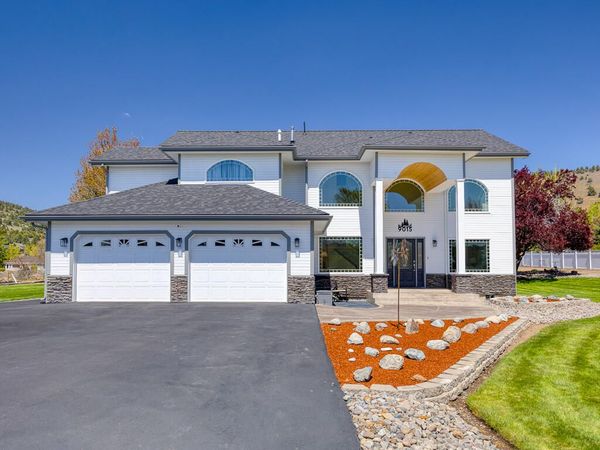 9015 Arant Road, Klamath Falls, OR 97603