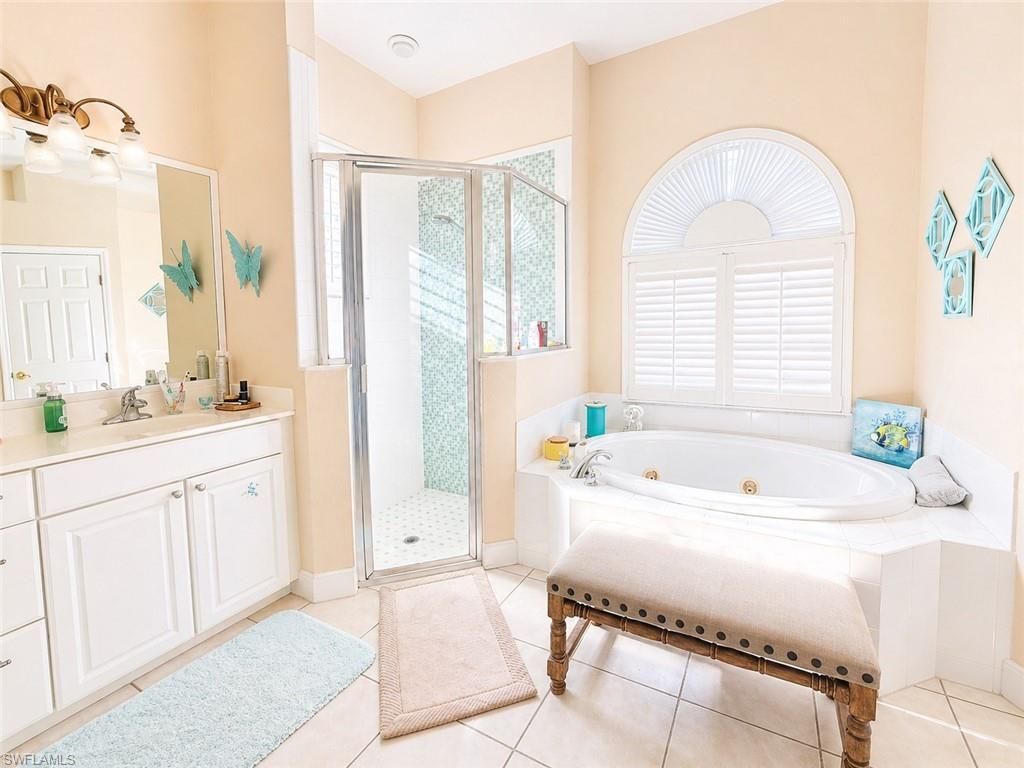 14897 Calusa Palms Dr, Fort Myers, FL 33919 Photo