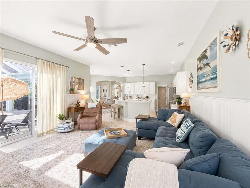 14897 Calusa Palms Dr, Fort Myers, FL 33919 Photo
