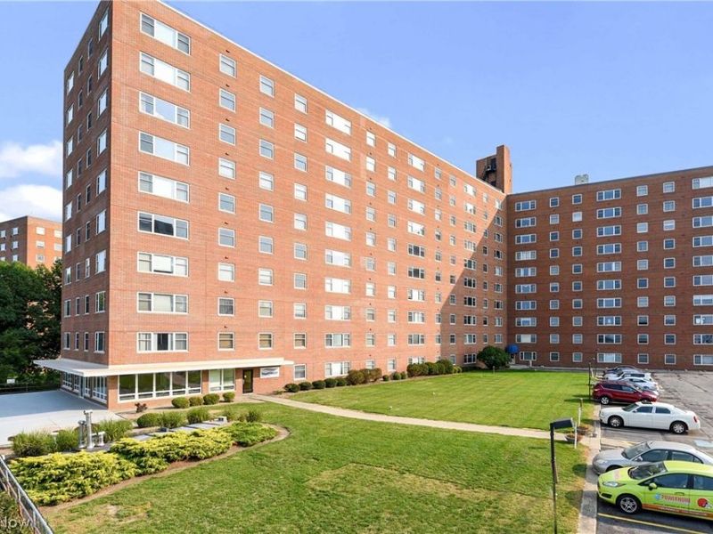 11850 Edgewater Drive, Unit 619, Lakewood, OH 44107 Photo 23