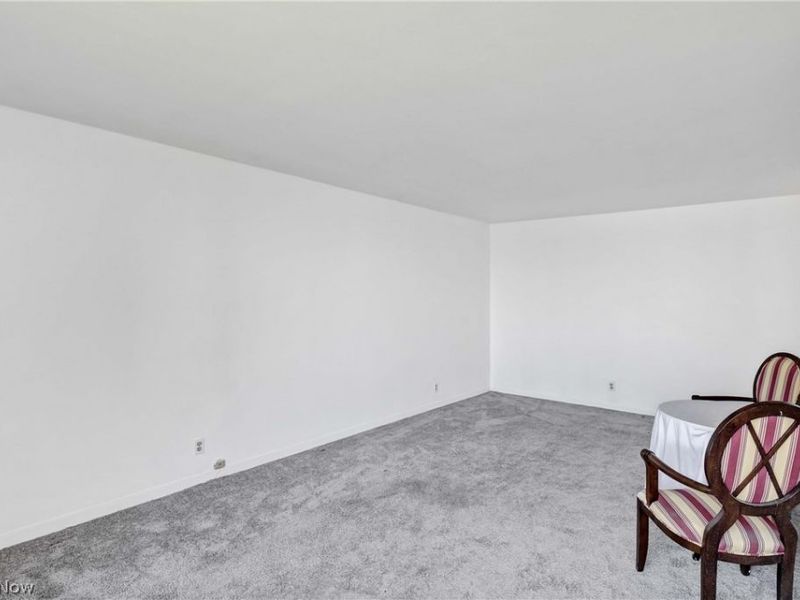 11850 Edgewater Drive, Unit 619, Lakewood, OH 44107 Photo 9