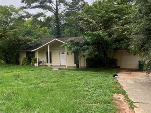 2023 Wellborn Road, Lithonia, GA 30058
