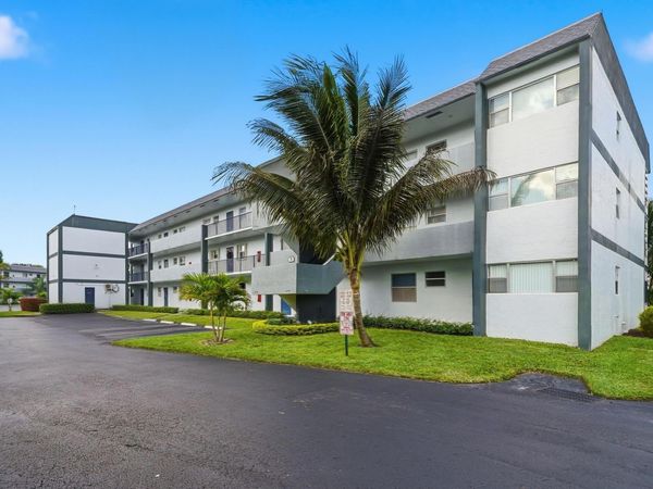 8330 Sands Point, Unit N302, Tamarac, FL 33321