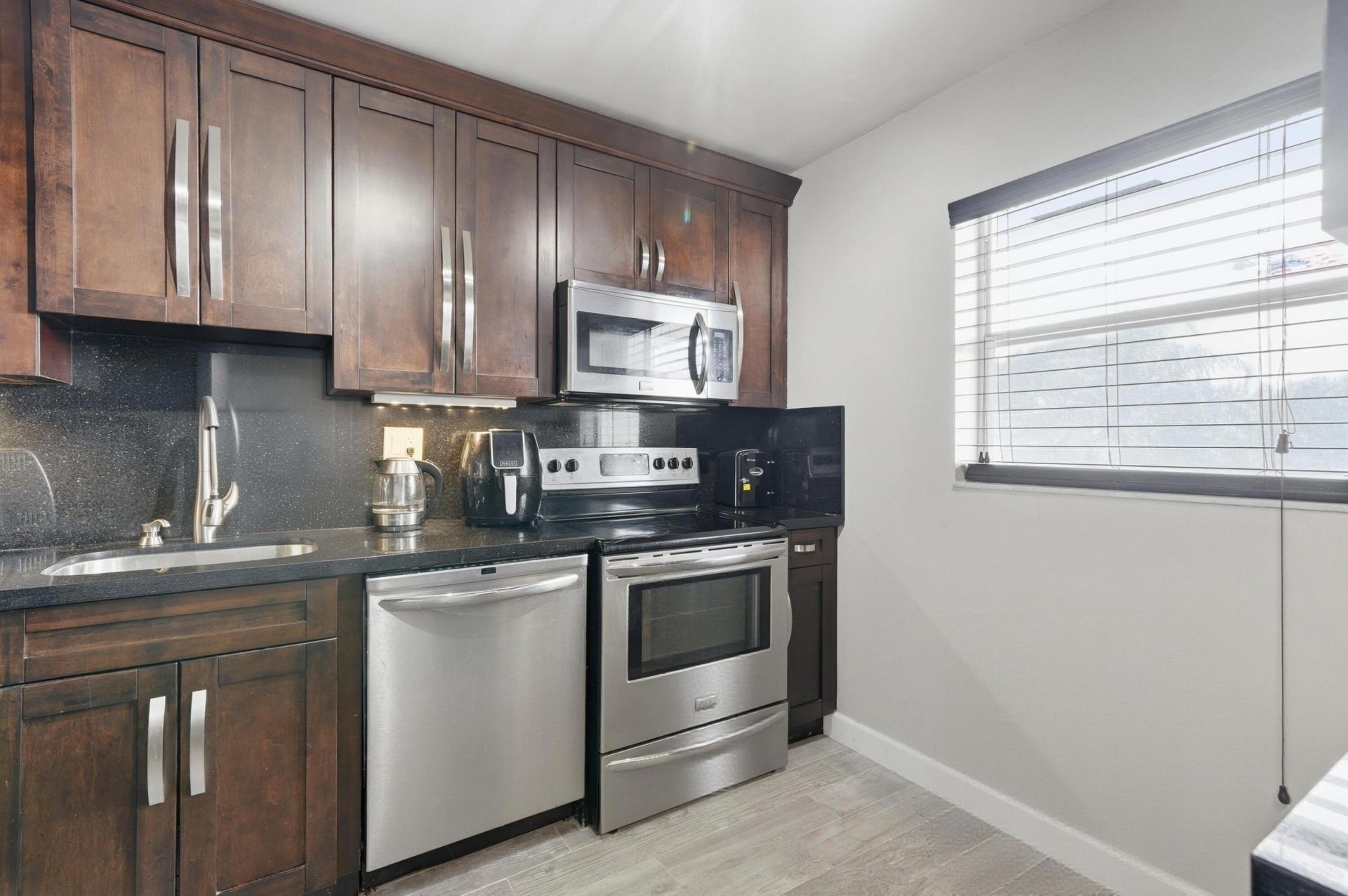8330 Sands Point, Unit N302, Tamarac, FL 33321 Photo