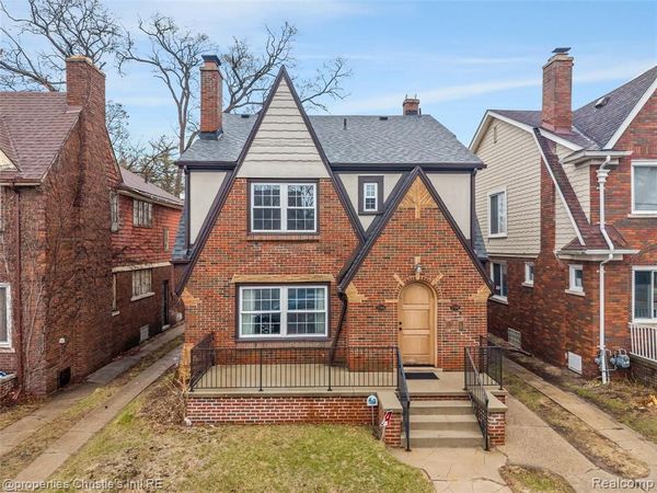 17394 Warrington Drive, Detroit, MI 48221