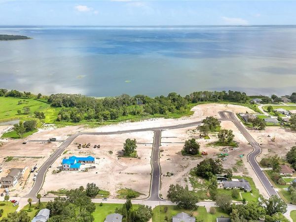 556 WALKER STREET , OAKLAND, FL 34787