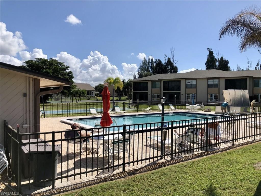 16881 Davis Rd , Unit 214, Fort Myers, FL 33908 Photo