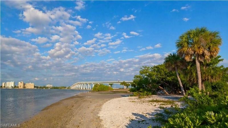 16881 Davis Rd , Unit 214, Fort Myers, FL 33908 Photo