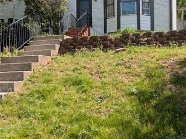 1672 Grist Mill Drive , Marietta, GA 30062