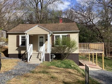 2334 Hawthorne Ave , Buena Vista, VA 24416