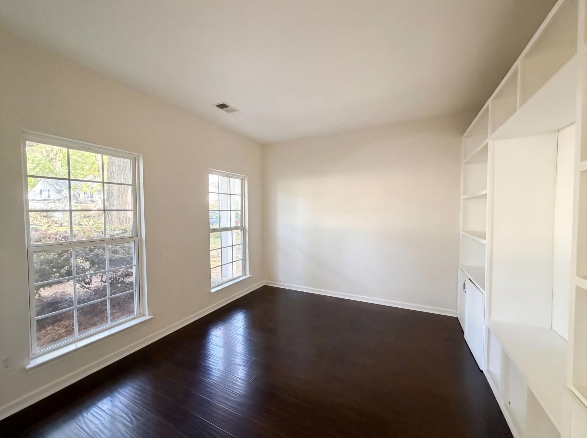 8692 Hickory Creek Court Photo 12