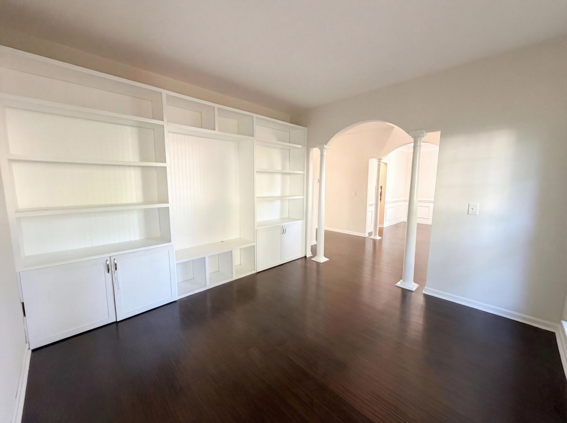 8692 Hickory Creek Court Photo 8