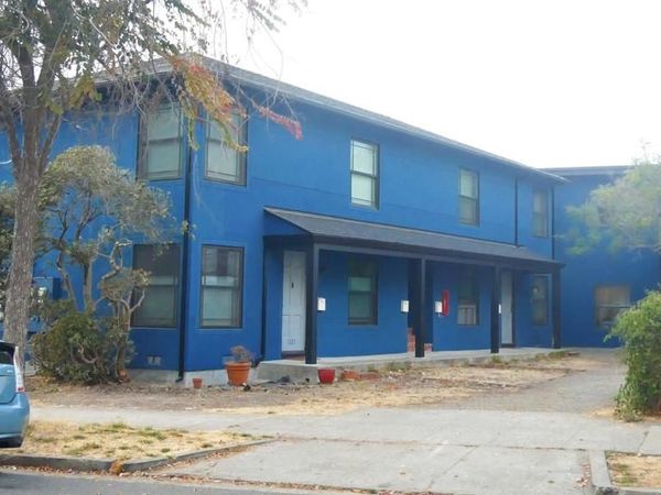 1325 Hopkins St, Berkeley, CA 94702