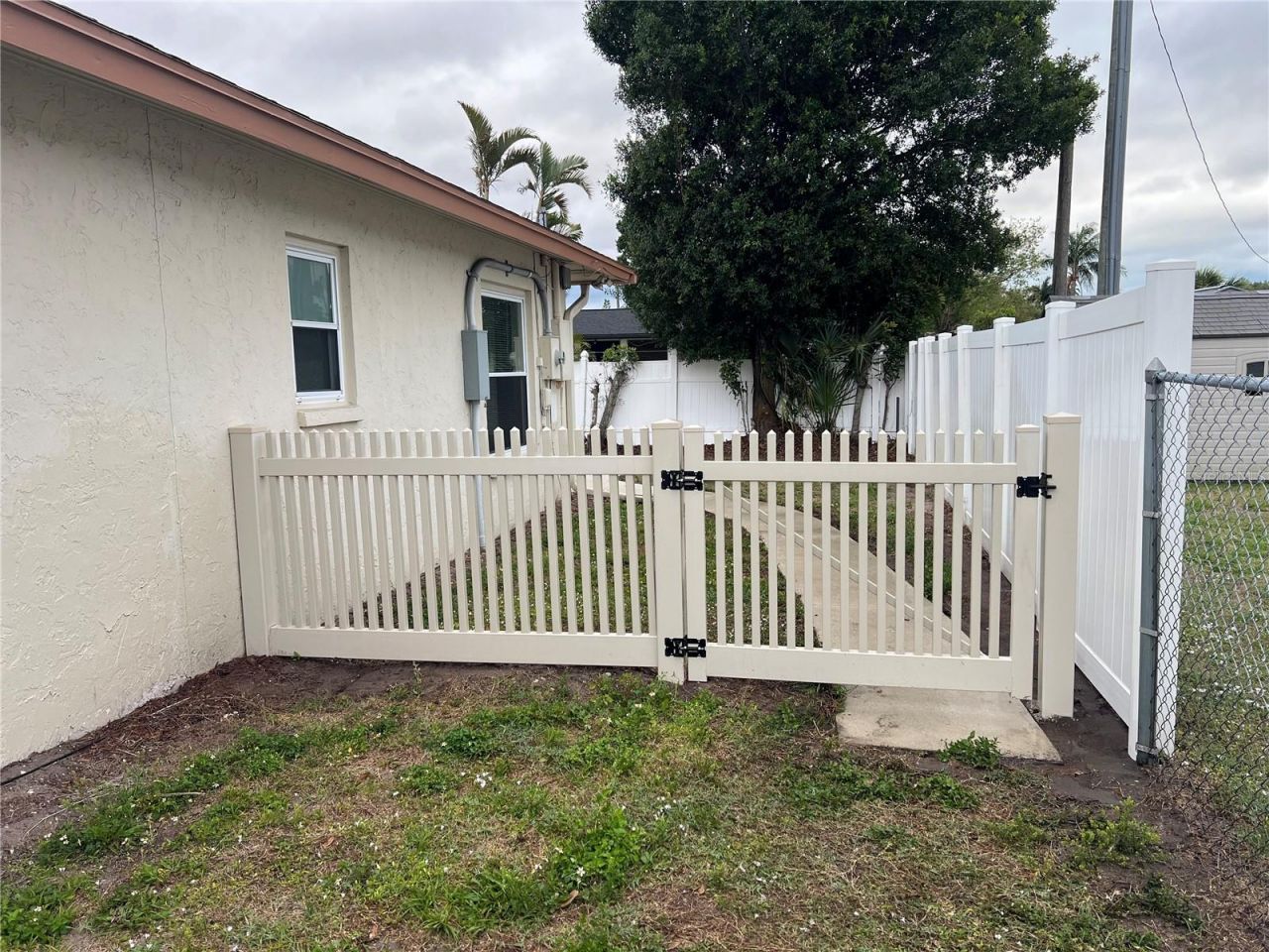 3710 Wilkinson Road, Sarasota, FL 34233 Photo