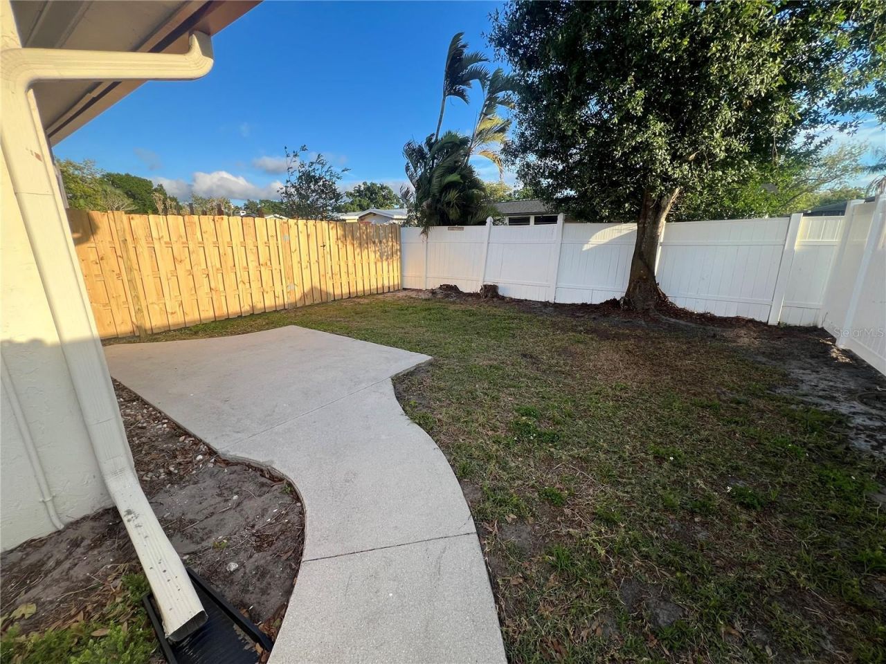 3710 Wilkinson Road, Sarasota, FL 34233 Photo