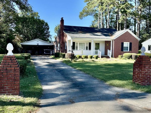 615 N Elm Street , Chadbourn, NC 28431