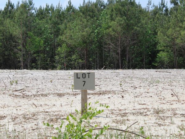 108 Southerland Road , Magnolia, NC 28453