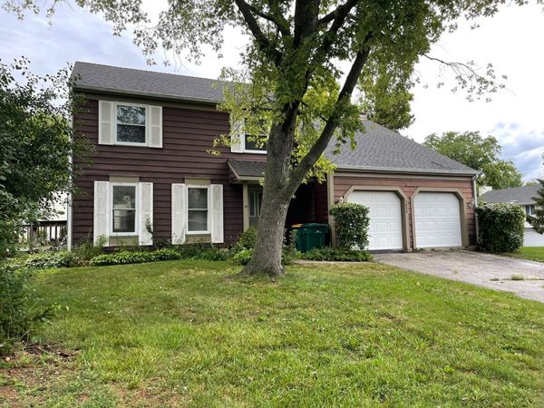 5090 Prairie Oak Road, Gurnee, IL 60031