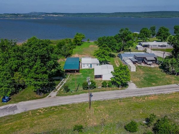 1141 Airport Road , Possum Kingdom Lake, TX 76449