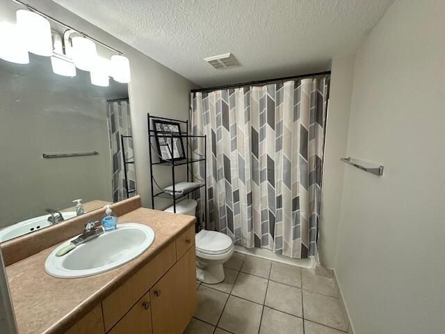 402 Villa Circle, Unit 402, Boynton Beach, FL 33435 Photo