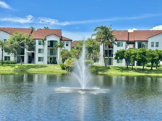 402 Villa Circle, Unit 402, Boynton Beach, FL 33435 Photo