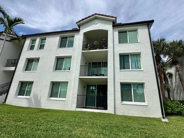 402 Villa Circle, Unit 402, Boynton Beach, FL 33435 Photo