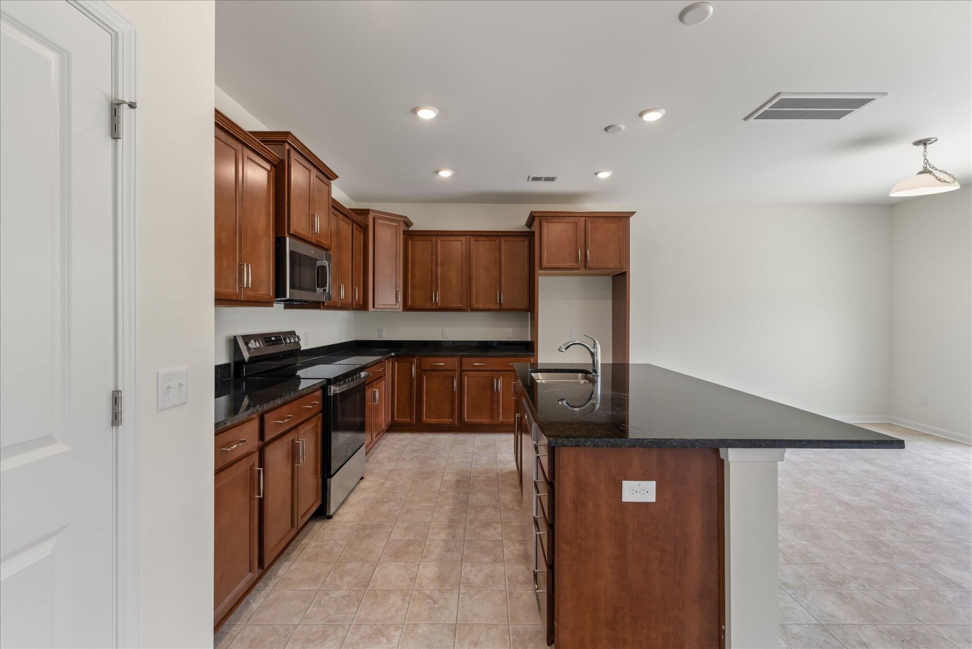 353 Blue Oak Drive Photo 15