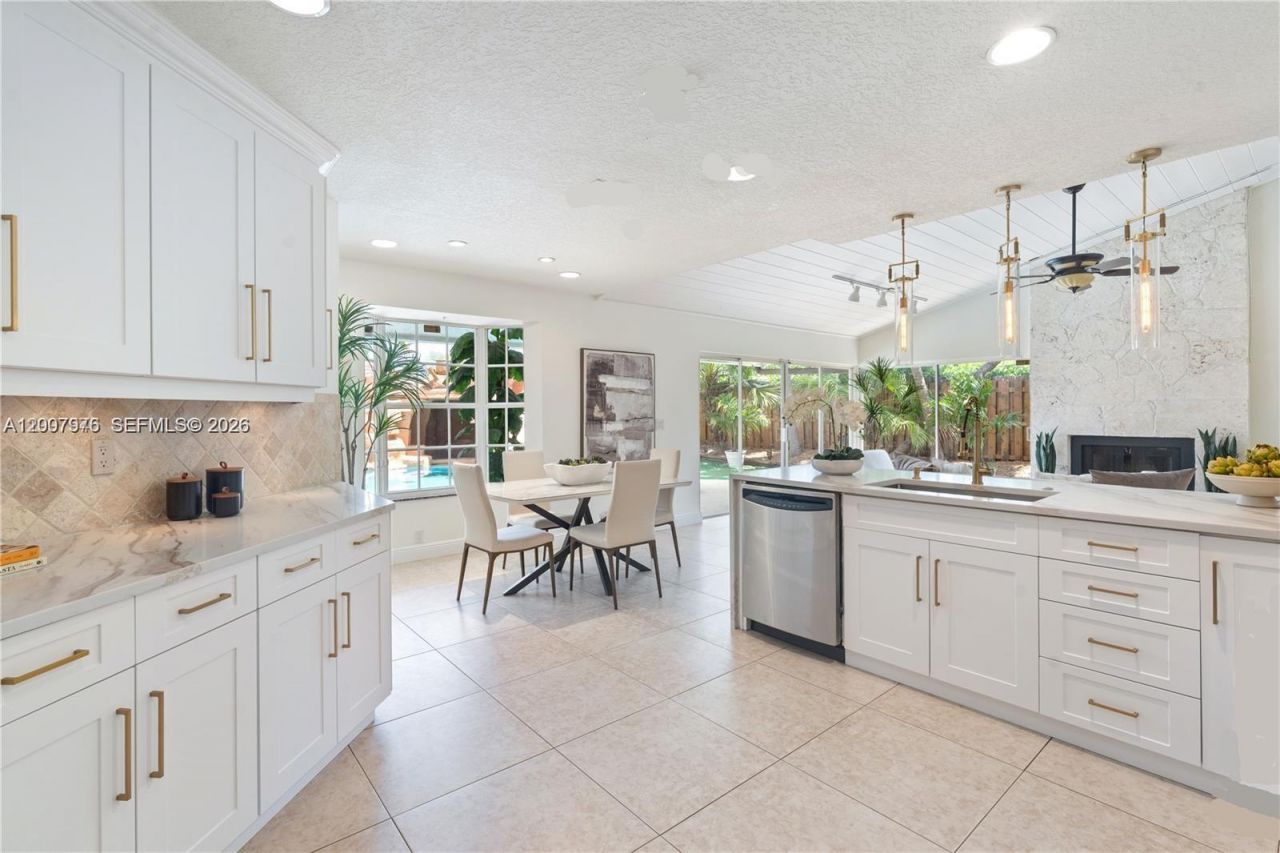 2900 NW 25th Way , Boca Raton, FL 33434 Photo