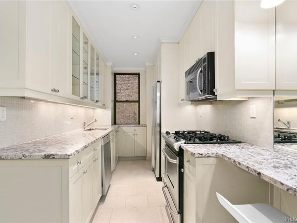 595 W End Avenue , Unit 3D, New York (Manhattan), NY 10024
