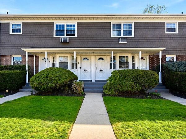 3609 N Wilshire Lane , Unit 3609 F, Oakdale, NY 11769