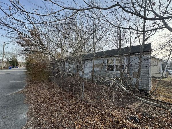 44 Thirteenth St, Wareham, MA 02532