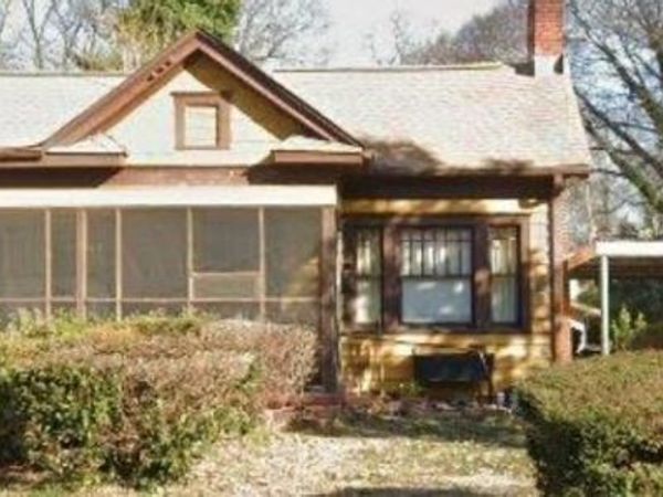 885 Rose Circle, Atlanta, GA 30310
