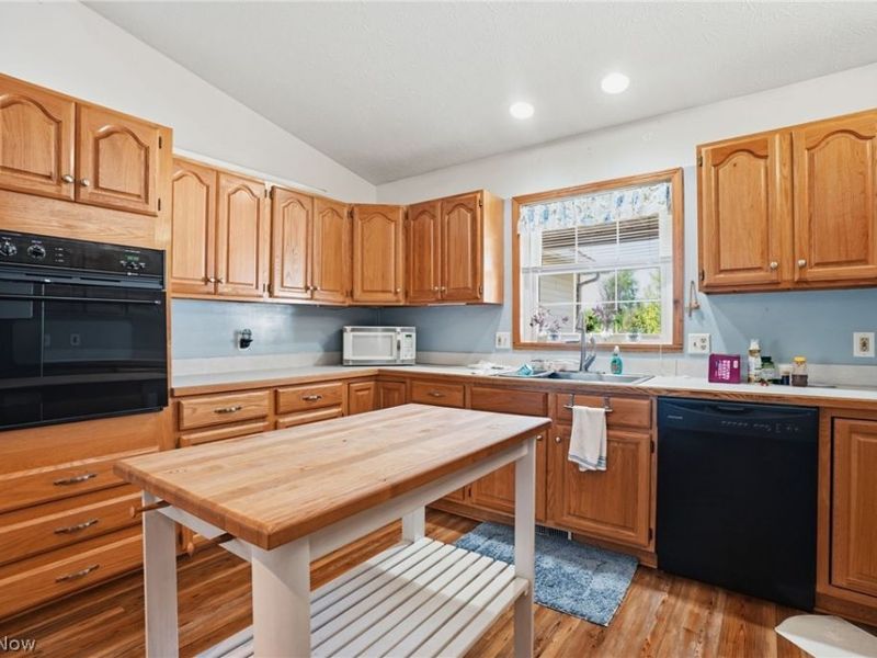 7288 Fieldstone Avenue, Conneaut, OH 44030 Photo 9