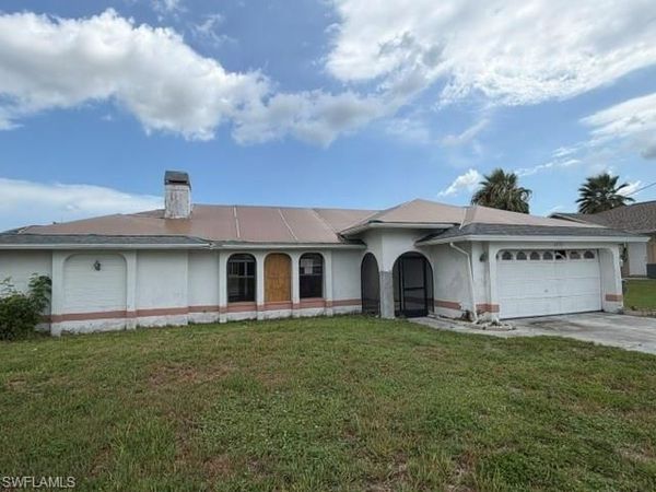 2236 SW 2nd TER, CAPE CORAL, FL 33991