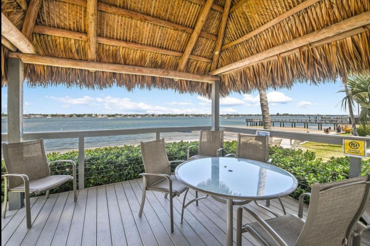 5600 N Flagler, Unit 707, West Palm Beach, FL 33407 Photo