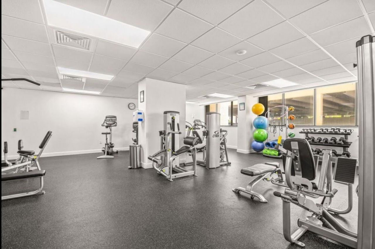 5600 N Flagler, Unit 707, West Palm Beach, FL 33407 Photo