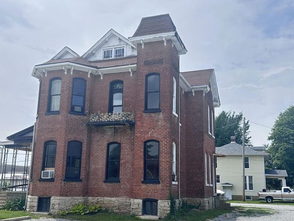 205 N MAIN Street, Anna, IL 62906