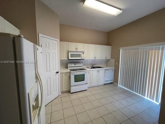 2424 SE 19 Ct, Unit 2424, Homestead, FL 33035 Photo
