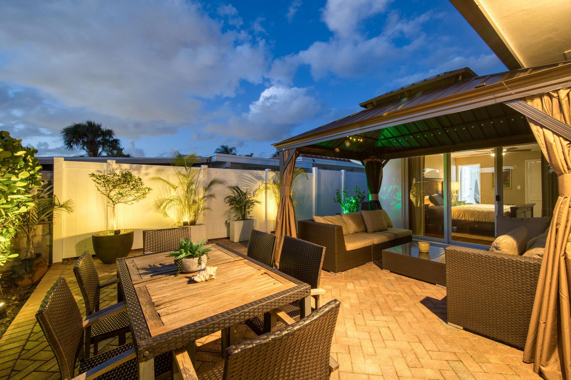 2125 NE 17th Terrace, Wilton Manors, FL 33305 Photo