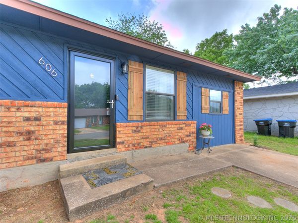 606 Holsey Drive , Noble, OK 73068