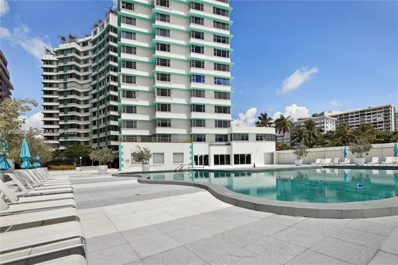 5255 Collins Ave , Unit 7G, Miami Beach, FL 33140 Photo