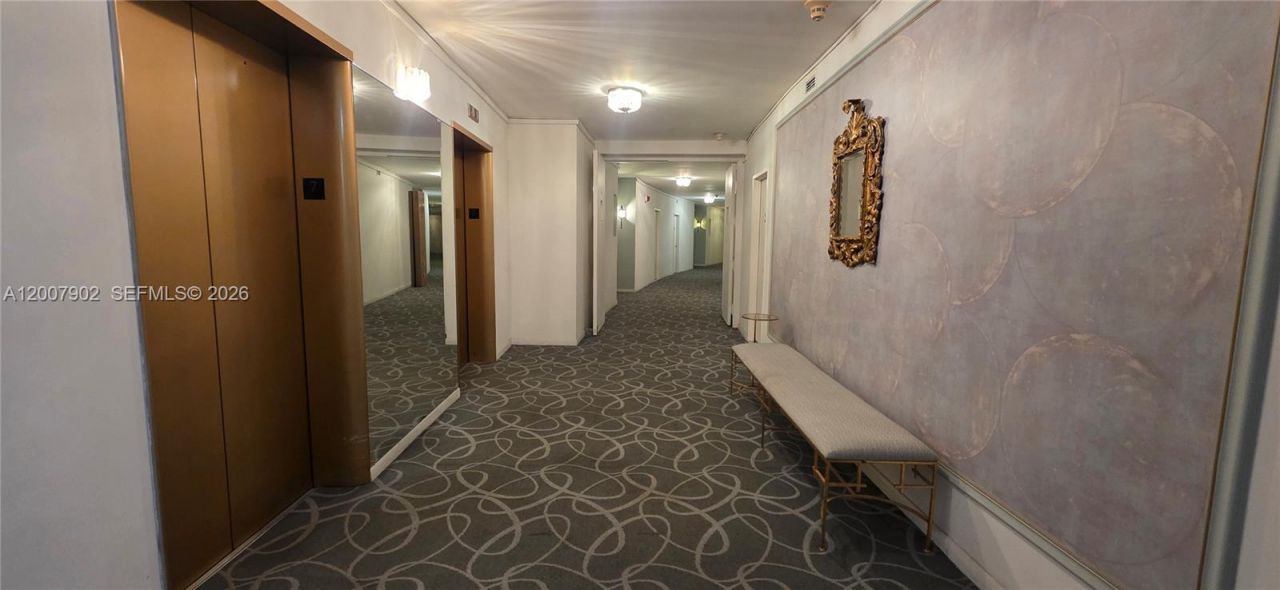 5255 Collins Ave , Unit 7G, Miami Beach, FL 33140 Photo